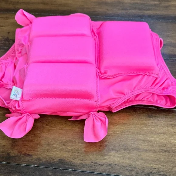 **Bundle** My Pool Pal and Old Navy Swim Set - Picture 3 of 9